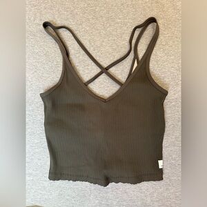 Vuori Ribbed Crop Tank Top